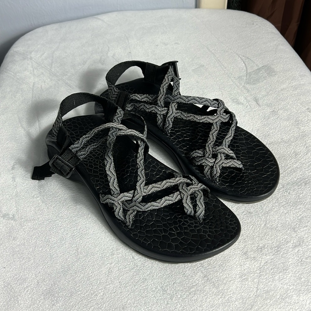 Chaco Updraft Ecotread Gray Wave Double Strap Toe… - image 1